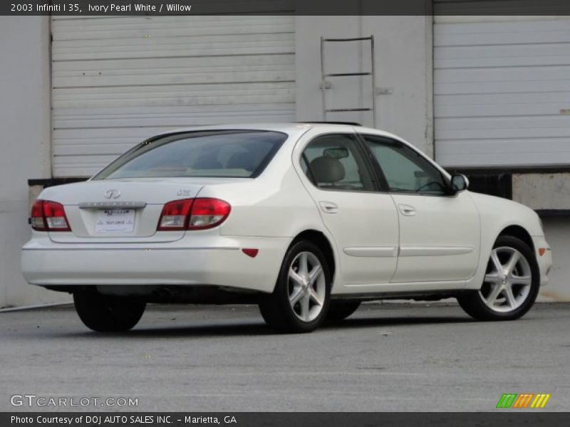 Ivory Pearl White / Willow 2003 Infiniti I 35