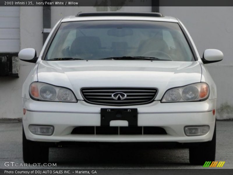  2003 I 35 Ivory Pearl White