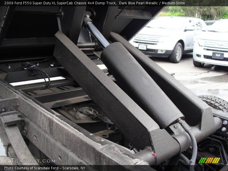 Dark Blue Pearl Metallic / Medium Stone 2009 Ford F550 Super Duty XL SuperCab Chassis 4x4 Dump Truck