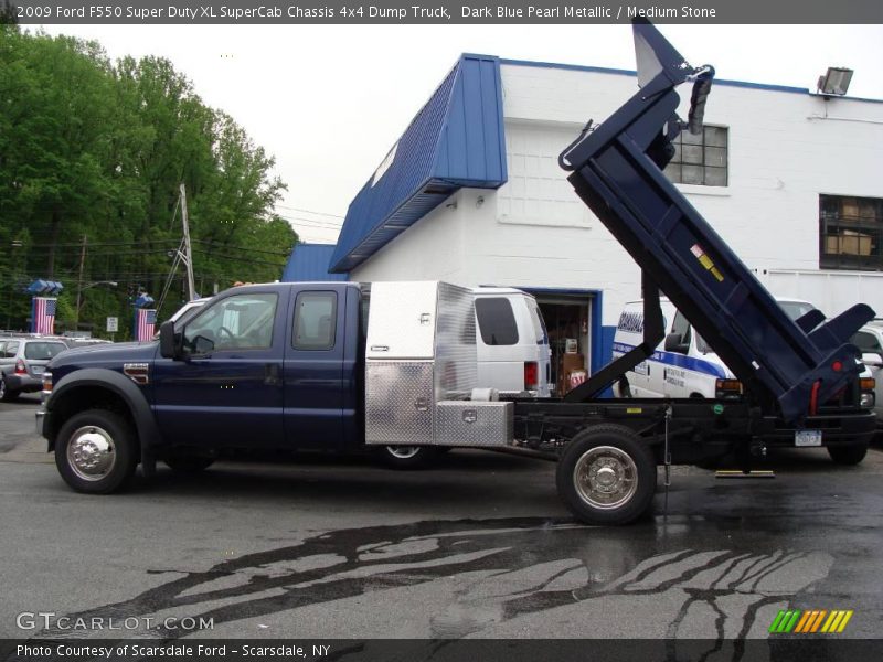 Dark Blue Pearl Metallic / Medium Stone 2009 Ford F550 Super Duty XL SuperCab Chassis 4x4 Dump Truck