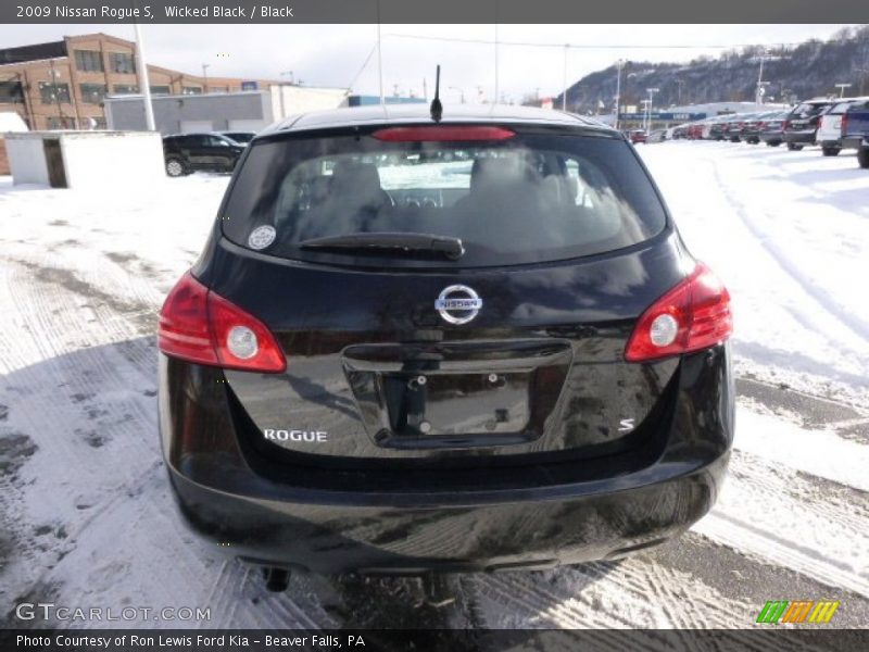 Wicked Black / Black 2009 Nissan Rogue S