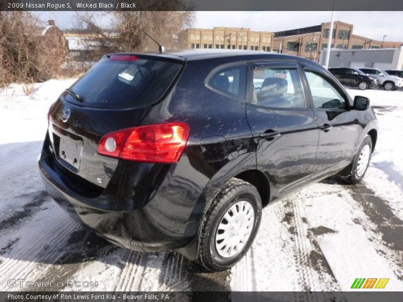 Wicked Black / Black 2009 Nissan Rogue S