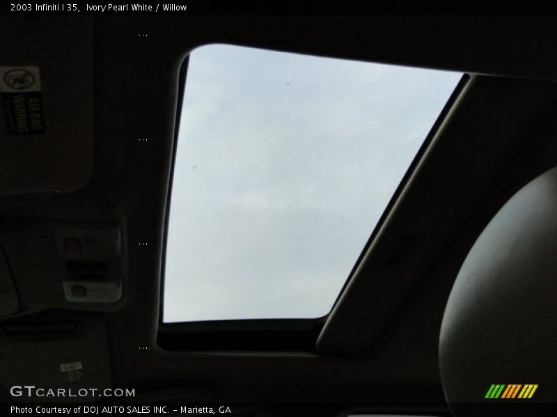 Sunroof of 2003 I 35