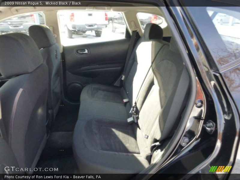 Wicked Black / Black 2009 Nissan Rogue S