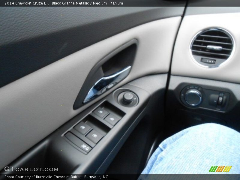 Black Granite Metallic / Medium Titanium 2014 Chevrolet Cruze LT