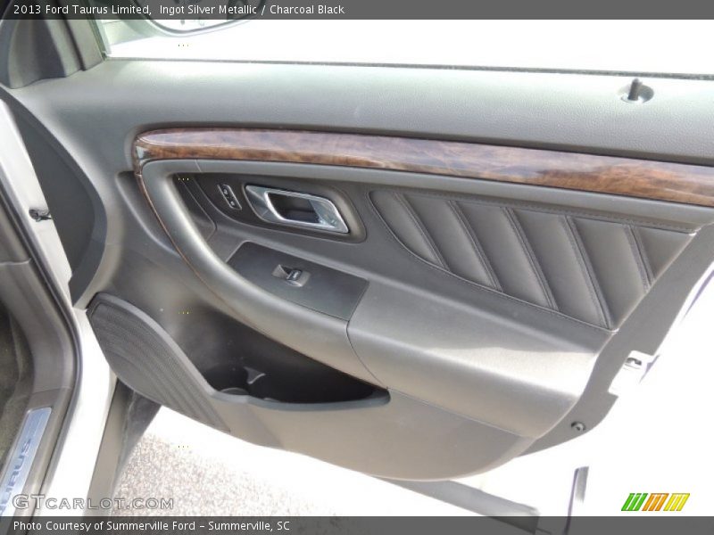 Ingot Silver Metallic / Charcoal Black 2013 Ford Taurus Limited