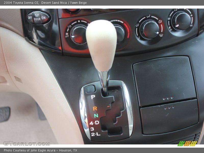 Desert Sand Mica / Fawn Beige 2004 Toyota Sienna CE