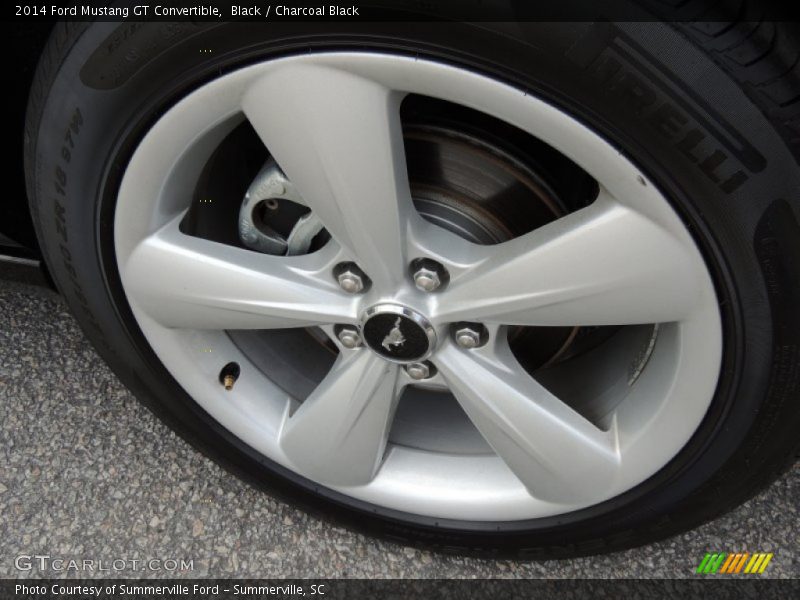 2014 Mustang GT Convertible Wheel