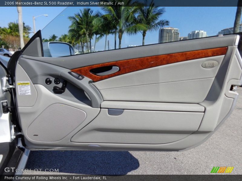 Door Panel of 2006 SL 500 Roadster