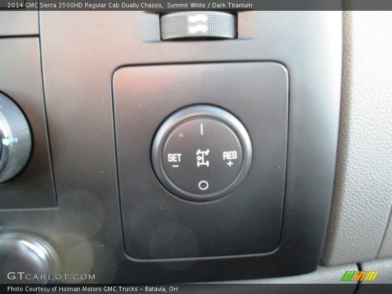 Summit White / Dark Titanium 2014 GMC Sierra 3500HD Regular Cab Dually Chassis