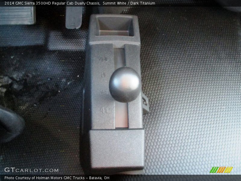 Summit White / Dark Titanium 2014 GMC Sierra 3500HD Regular Cab Dually Chassis