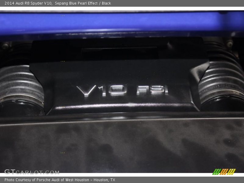  2014 R8 Spyder V10 Engine - 5.2 Liter FSI DOHC 40-Valve VVT V10