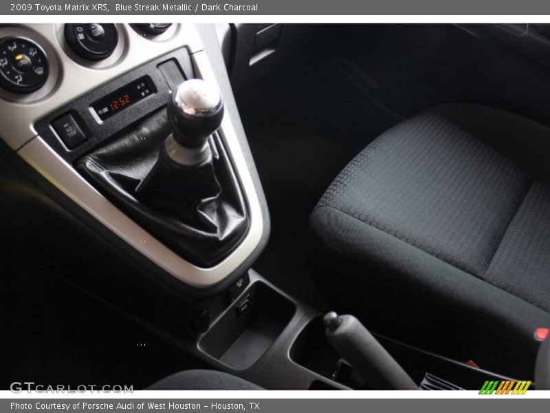  2009 Matrix XRS 5 Speed Manual Shifter
