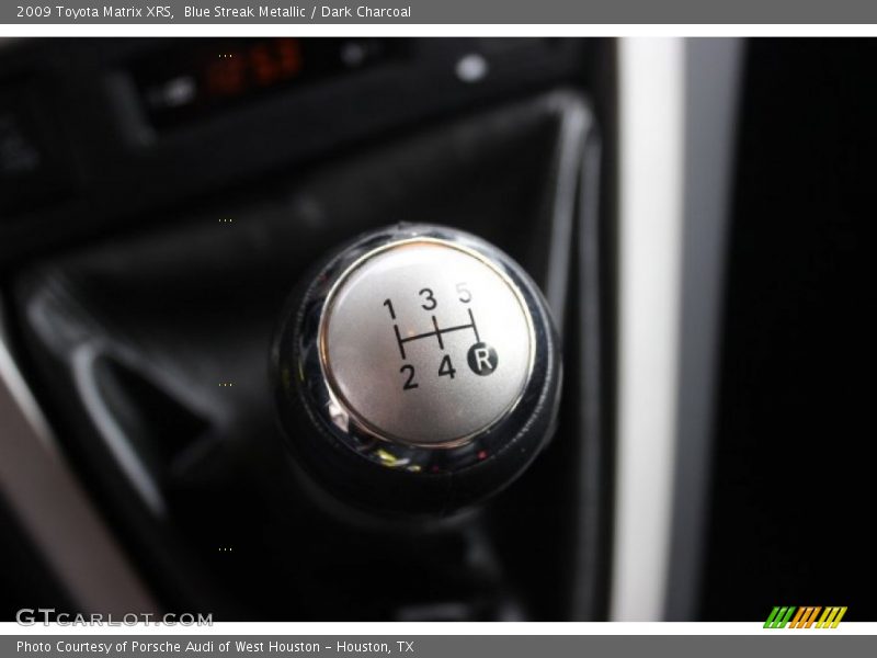  2009 Matrix XRS 5 Speed Manual Shifter