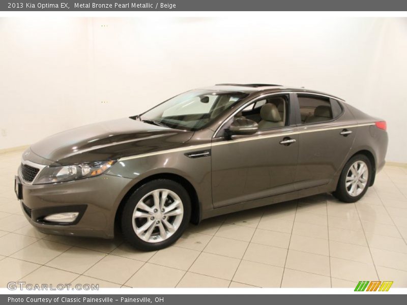 Front 3/4 View of 2013 Optima EX