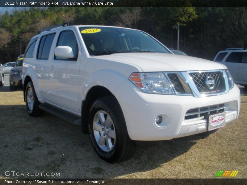 Avalanche White / Cafe Latte 2012 Nissan Pathfinder S 4x4