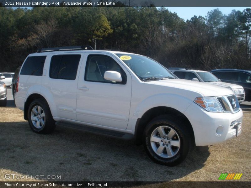 Avalanche White / Cafe Latte 2012 Nissan Pathfinder S 4x4