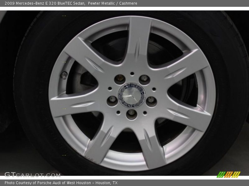  2009 E 320 BlueTEC Sedan Wheel