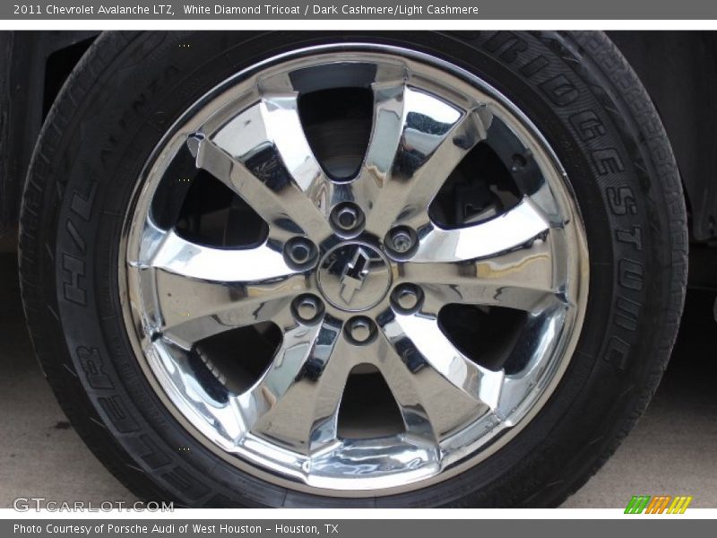 White Diamond Tricoat / Dark Cashmere/Light Cashmere 2011 Chevrolet Avalanche LTZ