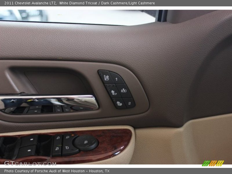 White Diamond Tricoat / Dark Cashmere/Light Cashmere 2011 Chevrolet Avalanche LTZ