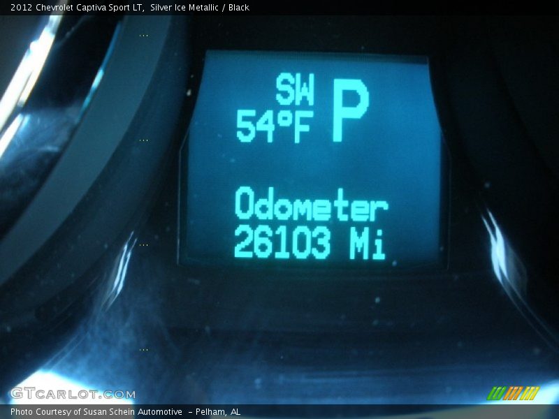 Silver Ice Metallic / Black 2012 Chevrolet Captiva Sport LT