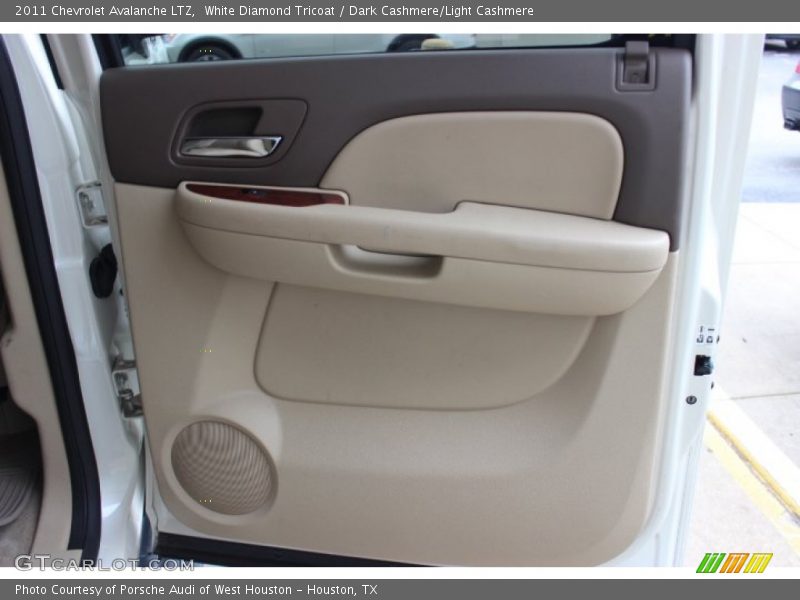 White Diamond Tricoat / Dark Cashmere/Light Cashmere 2011 Chevrolet Avalanche LTZ