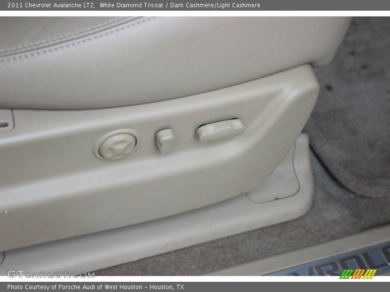 White Diamond Tricoat / Dark Cashmere/Light Cashmere 2011 Chevrolet Avalanche LTZ