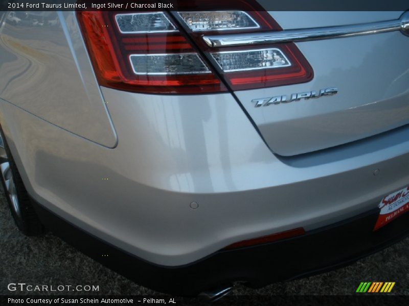 Ingot Silver / Charcoal Black 2014 Ford Taurus Limited