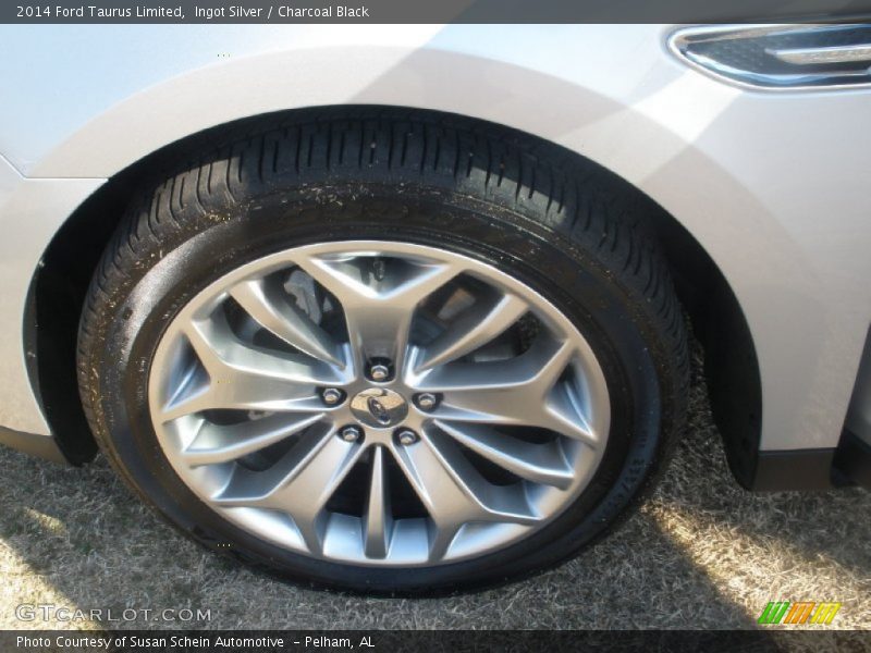 Ingot Silver / Charcoal Black 2014 Ford Taurus Limited
