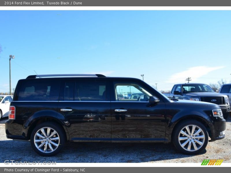 Tuxedo Black / Dune 2014 Ford Flex Limited