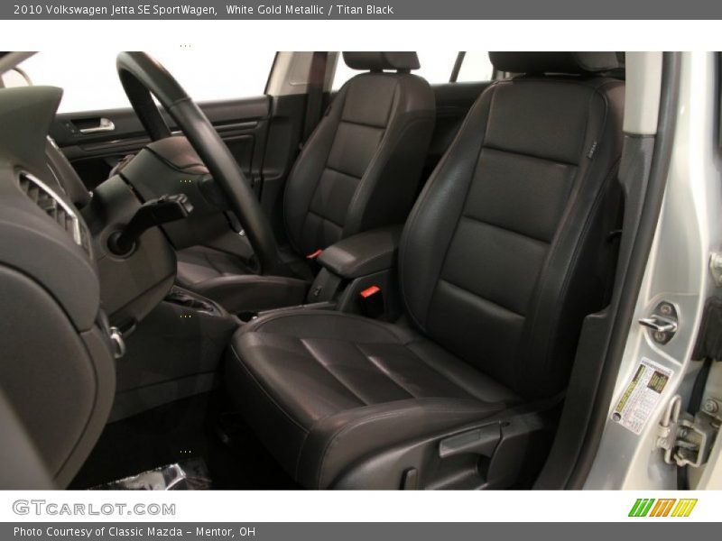 Front Seat of 2010 Jetta SE SportWagen
