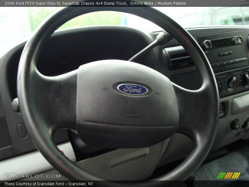 Oxford White / Medium Pebble 2006 Ford F550 Super Duty XL SuperCab Chassis 4x4 Dump Truck