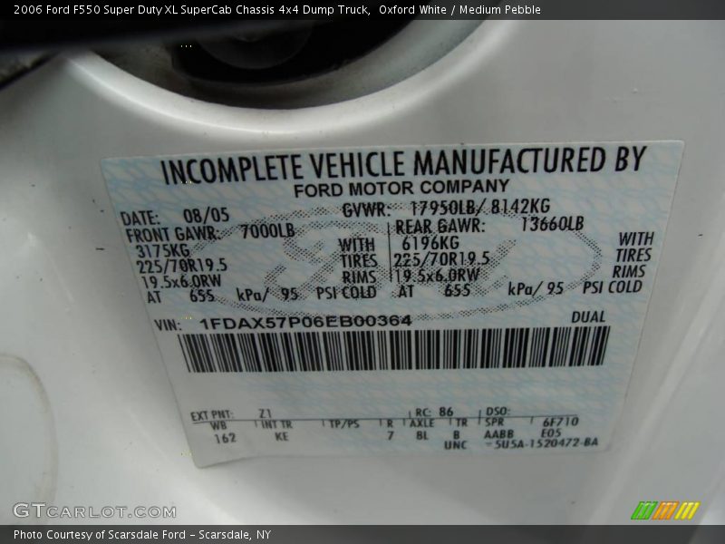 Oxford White / Medium Pebble 2006 Ford F550 Super Duty XL SuperCab Chassis 4x4 Dump Truck