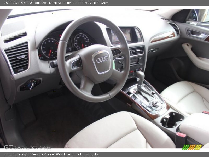 Light Gray Interior - 2011 Q5 2.0T quattro 