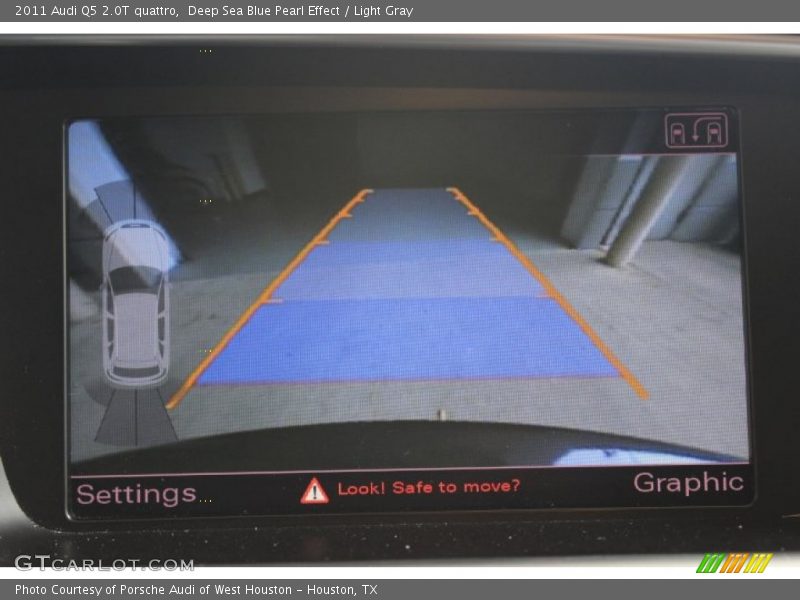 Deep Sea Blue Pearl Effect / Light Gray 2011 Audi Q5 2.0T quattro