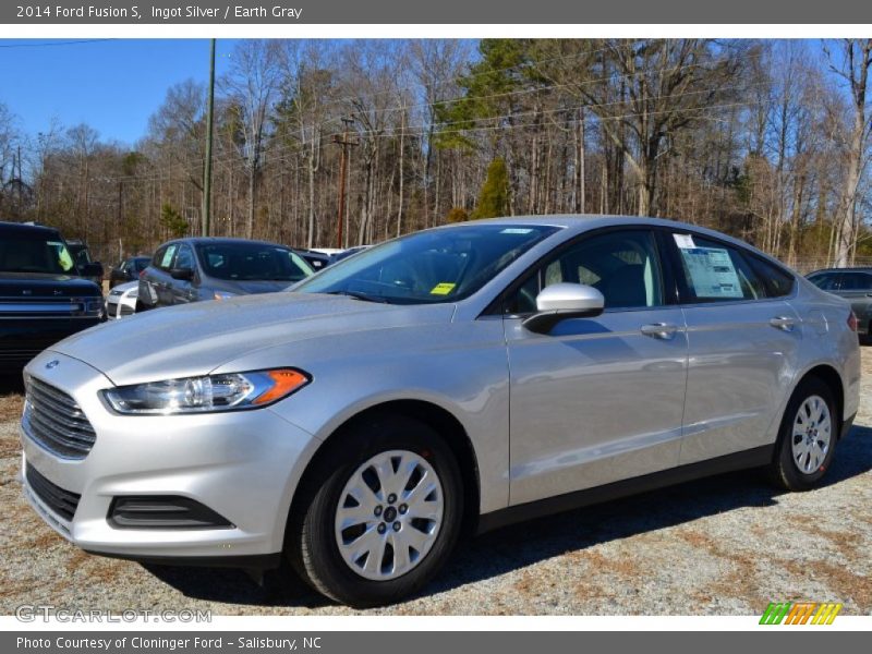 Ingot Silver / Earth Gray 2014 Ford Fusion S