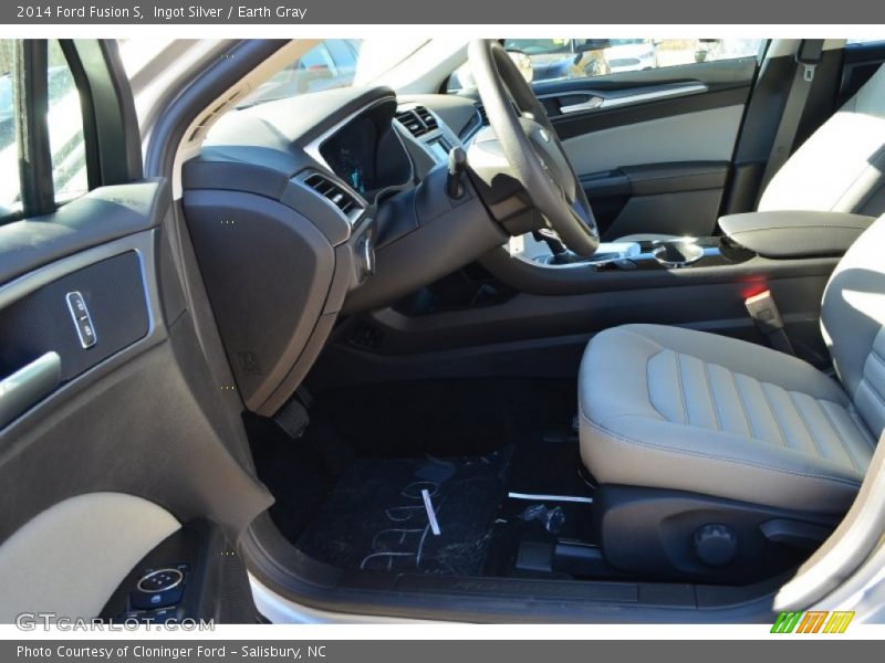 Ingot Silver / Earth Gray 2014 Ford Fusion S