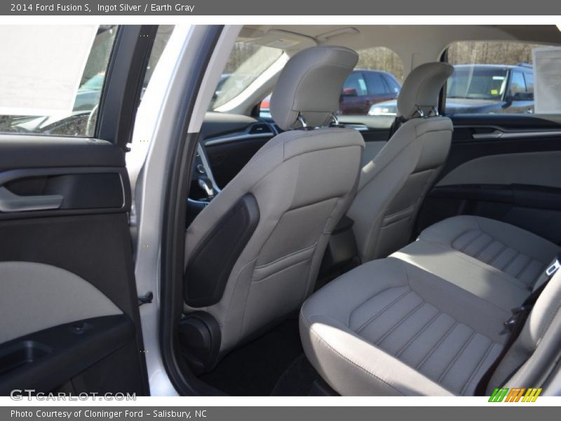 Ingot Silver / Earth Gray 2014 Ford Fusion S