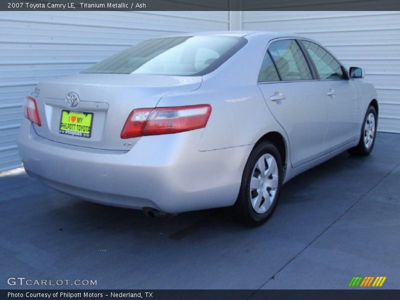 Titanium Metallic / Ash 2007 Toyota Camry LE