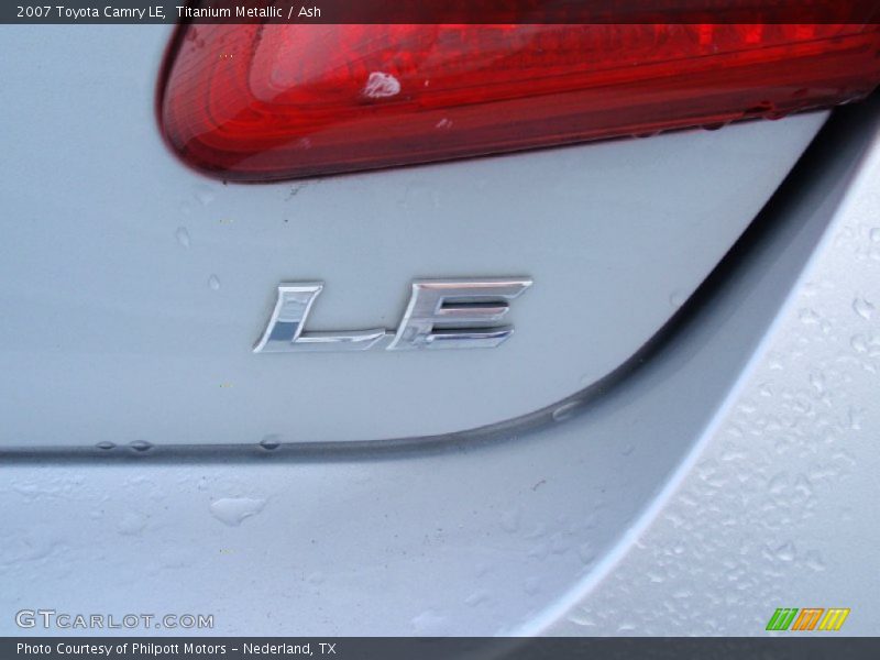 Titanium Metallic / Ash 2007 Toyota Camry LE