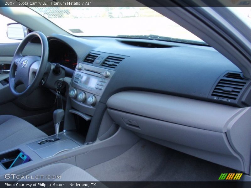 Titanium Metallic / Ash 2007 Toyota Camry LE