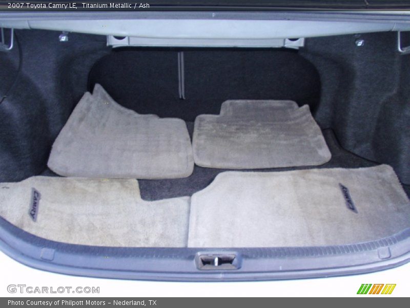 Titanium Metallic / Ash 2007 Toyota Camry LE