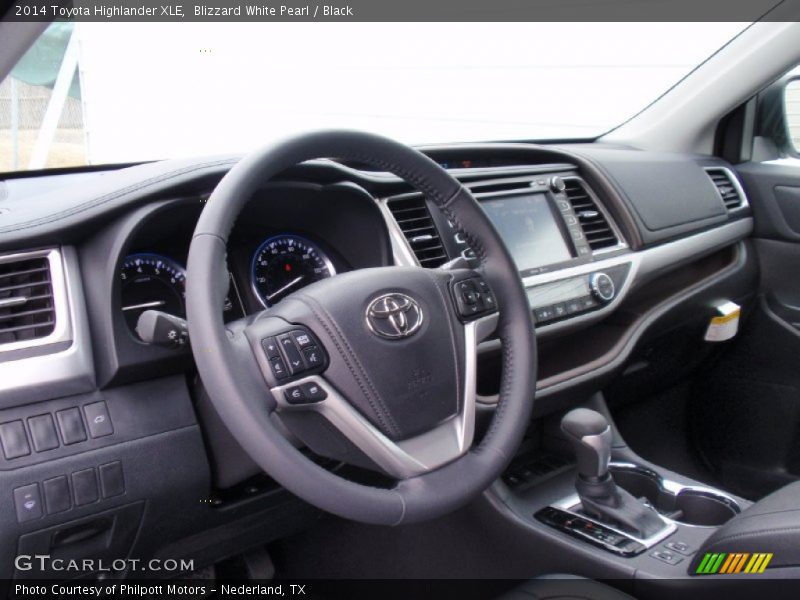 Dashboard of 2014 Highlander XLE