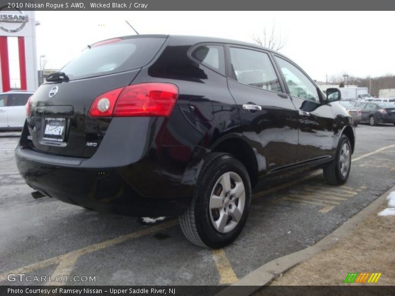 Wicked Black / Gray 2010 Nissan Rogue S AWD