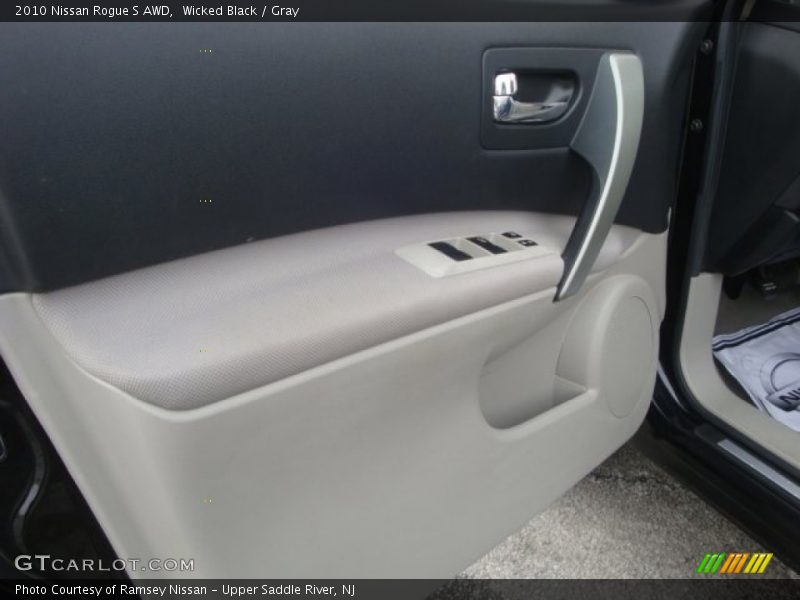 Wicked Black / Gray 2010 Nissan Rogue S AWD