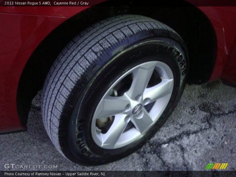Cayenne Red / Gray 2013 Nissan Rogue S AWD