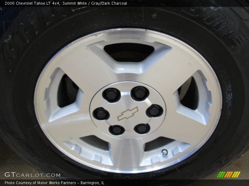 Summit White / Gray/Dark Charcoal 2006 Chevrolet Tahoe LT 4x4
