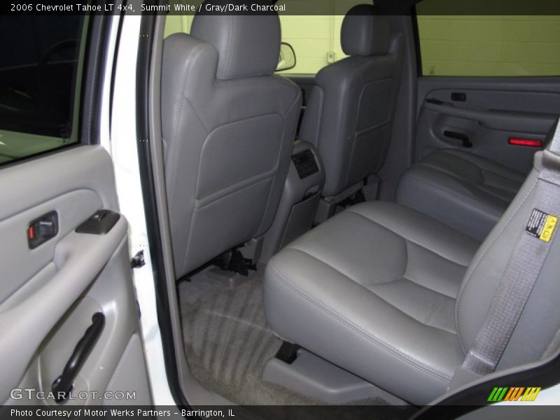 Summit White / Gray/Dark Charcoal 2006 Chevrolet Tahoe LT 4x4
