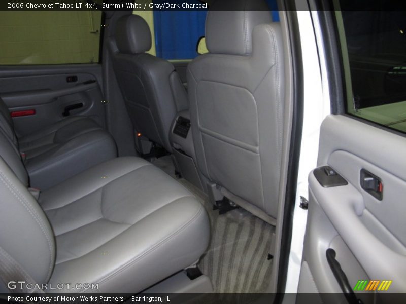Summit White / Gray/Dark Charcoal 2006 Chevrolet Tahoe LT 4x4