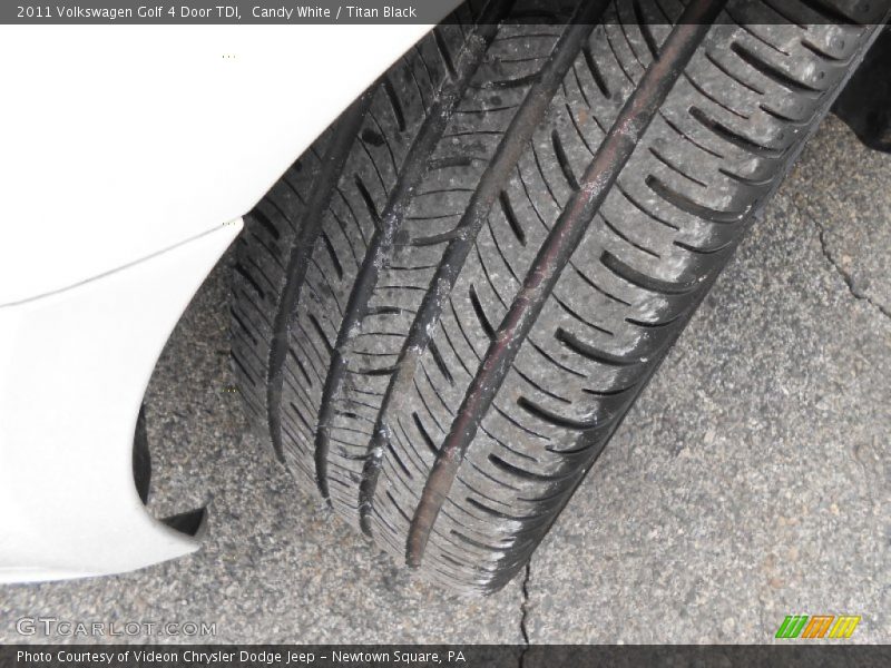 Candy White / Titan Black 2011 Volkswagen Golf 4 Door TDI